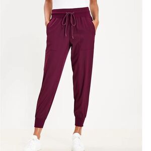 NWT Lou & Grey LOFT Wanderweave Joggers Size Large Burgundy Maroon